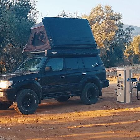 Nirikos Camping Spasmeni Vrisi Ngoại thất bức ảnh