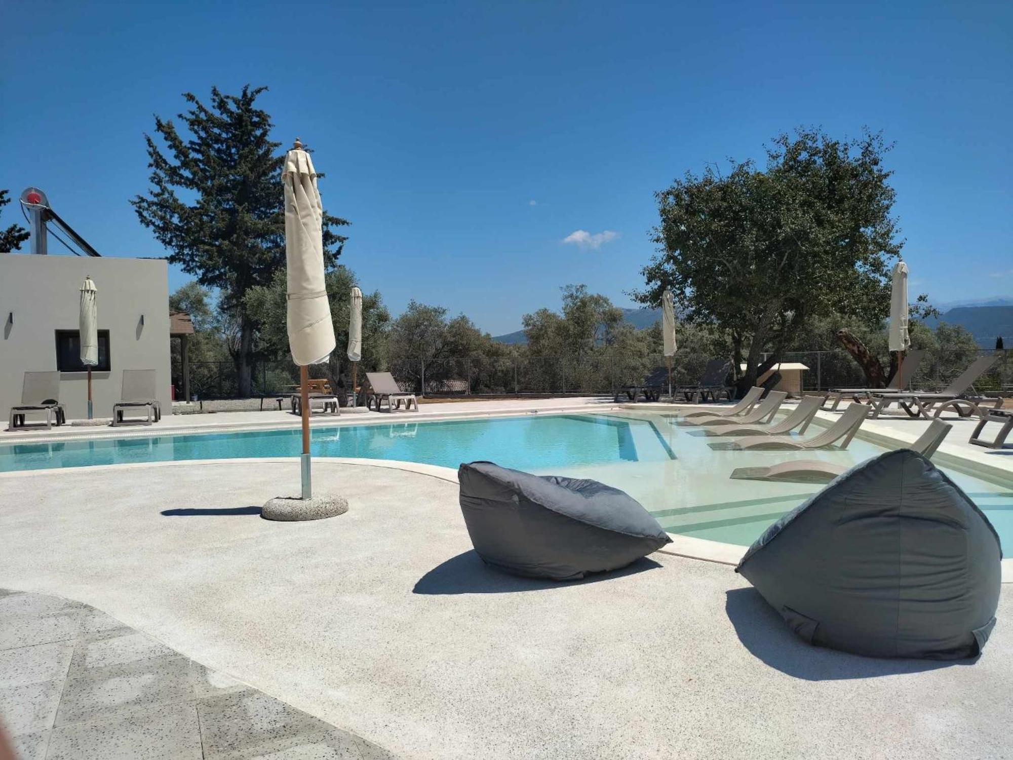 Nirikos Camping Spasmeni Vrisi Ngoại thất bức ảnh