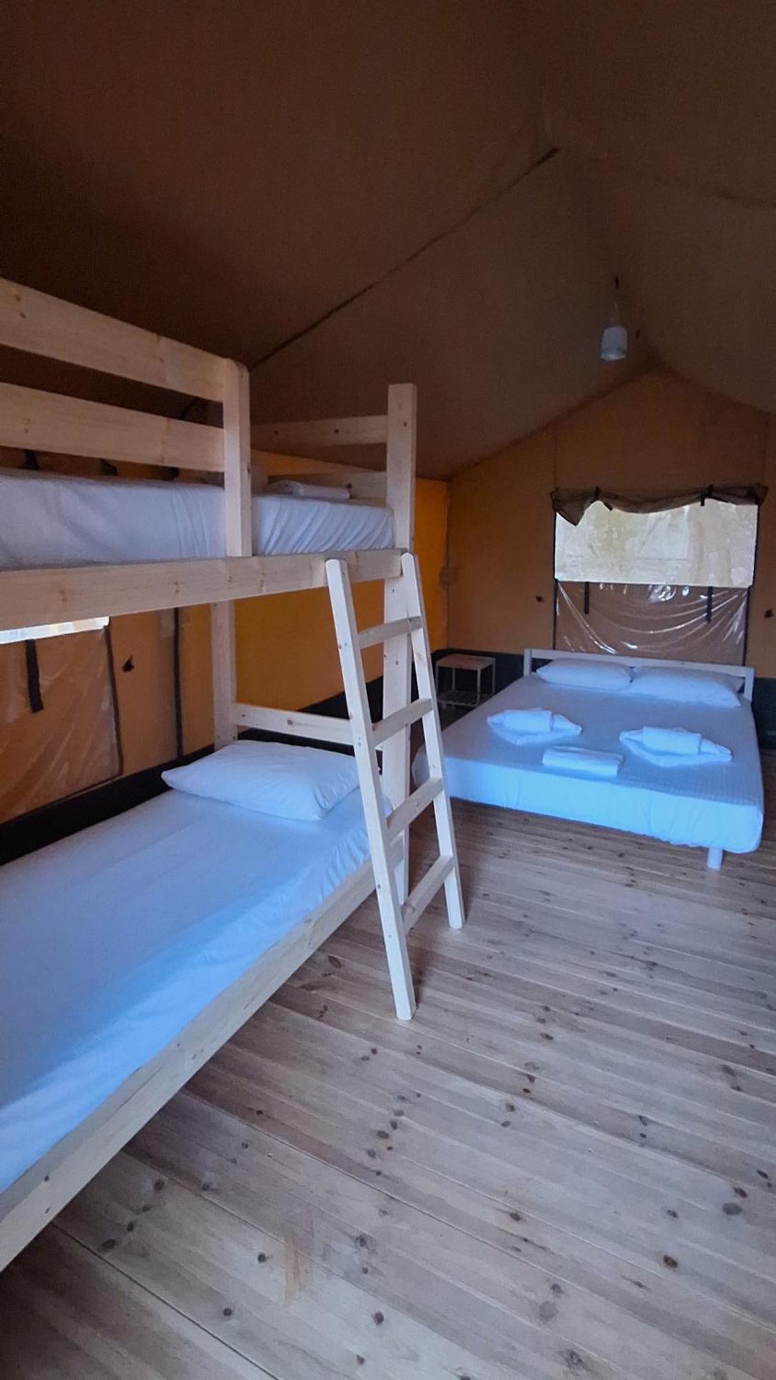 Nirikos Camping Spasmeni Vrisi Phòng bức ảnh