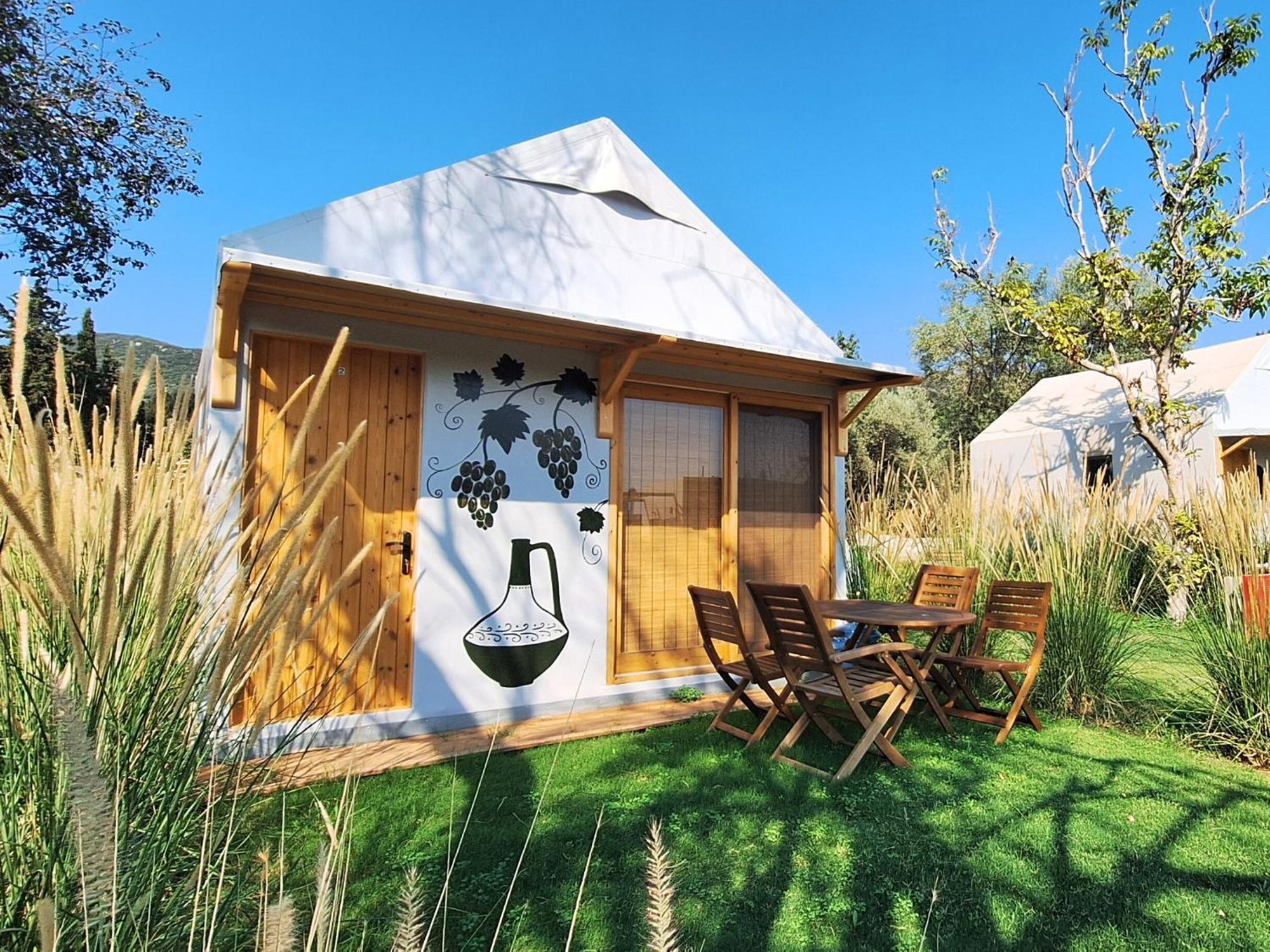 Nirikos Camping Spasmeni Vrisi Ngoại thất bức ảnh