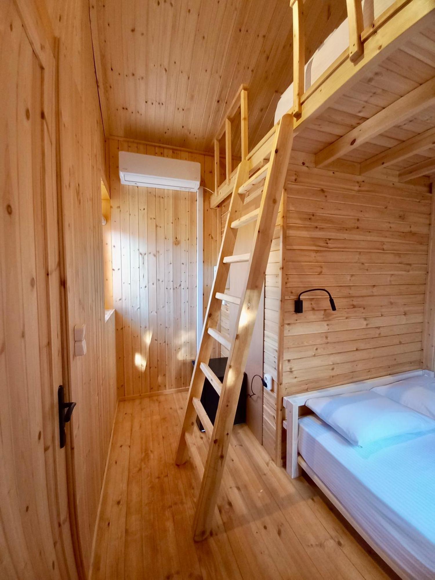 Nirikos Camping Spasmeni Vrisi Phòng bức ảnh
